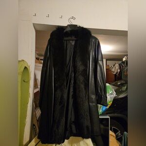 Elegant Black Leather Coat with Fur Trim